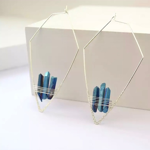 Geometric Quartz Crystal Hoop Statement Earrings - Picture 15 of 16